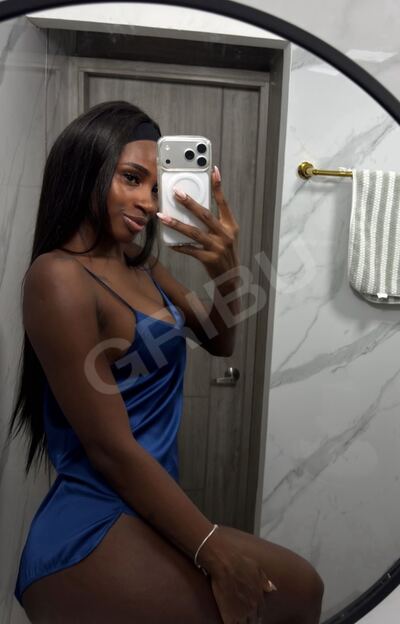 Hey guys, I'm Dulce, a hot brunette, a very kinky, horny, and perverted expert who can give you the best orgasm. I offer great oral sex, a wet and relaxing vaginal massage, and an exclusive massage with me that will make your mouth water. I have a suction cup for you, I love anal sex, I fulfill fantasies, I make house calls, and I have a discreet apartment. Write to me, baby, I'll be waiting for you here. Come visit me.