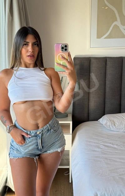 Soft touches, intense attraction and memories that last a long time.
Ready to make your night unforgettable.

Don't hesitate to contact me via Telegram