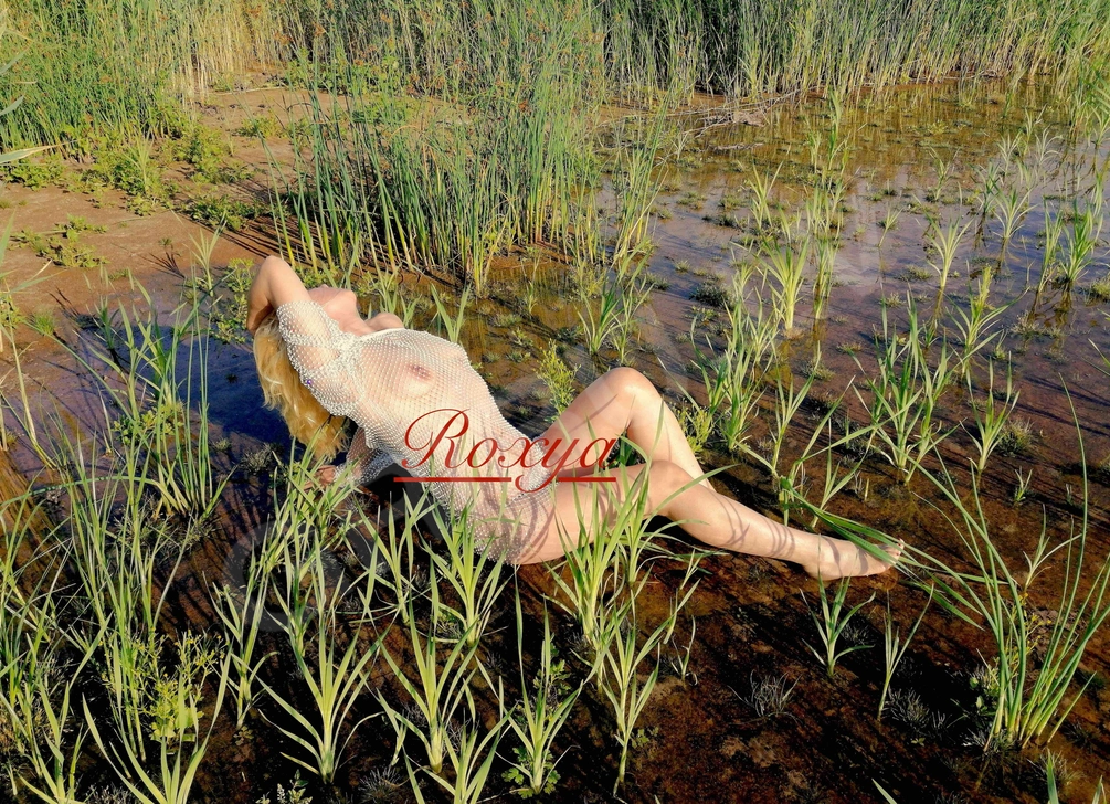 Eskorts un Eskorta Meitenes, Rīga. Roxya🔥: superigaa37@inbox.lv 1