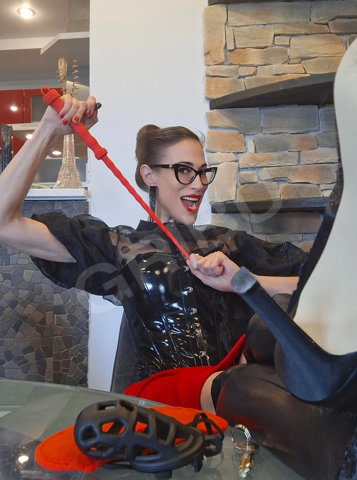 Advertisement (8586959) - MISTRESS_JULIA 17