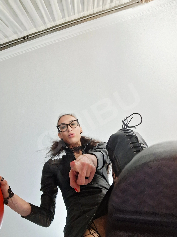 Advertisement (8586959) - MISTRESS_JULIA 81