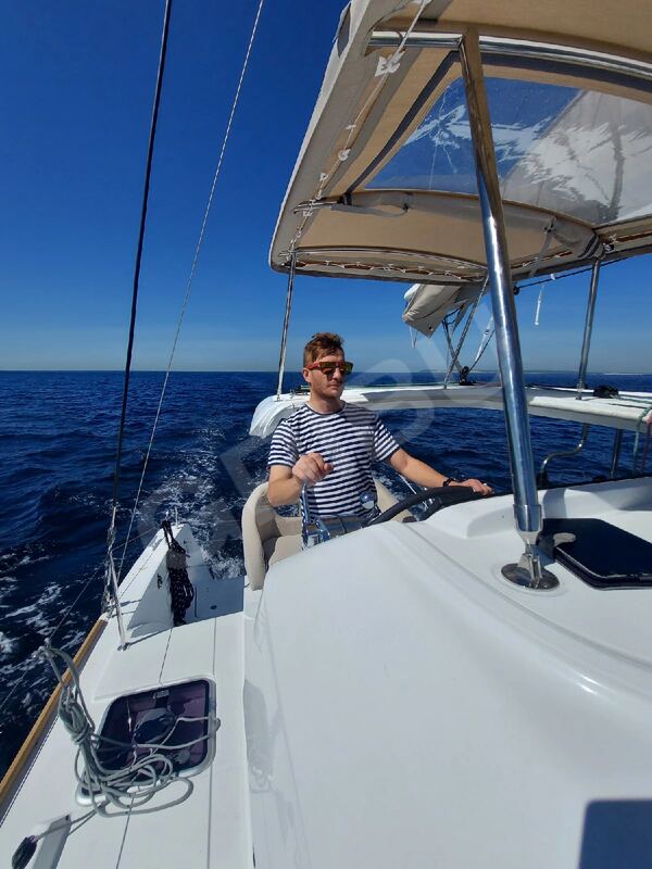 SkipperSail4301325