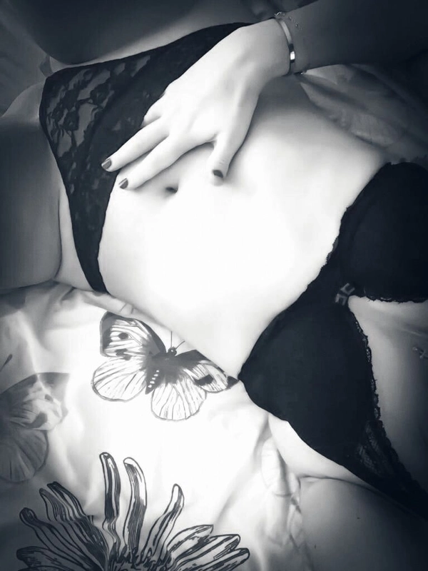 AG1231426281
