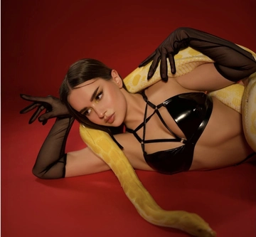 Alina0002